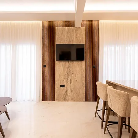Anastazia's Luxury Apartmán Nea Moudania