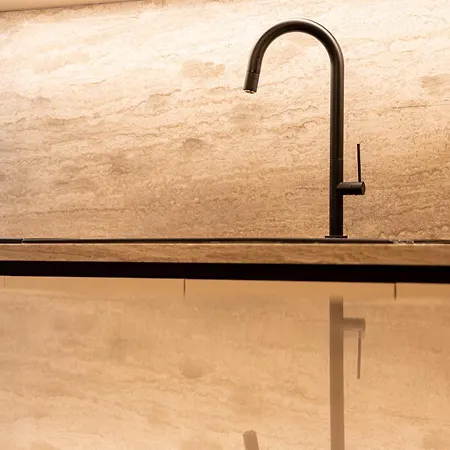 Anastazia's Luxury Néa Mudaniá