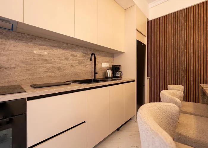 Anastazia's Luxury *